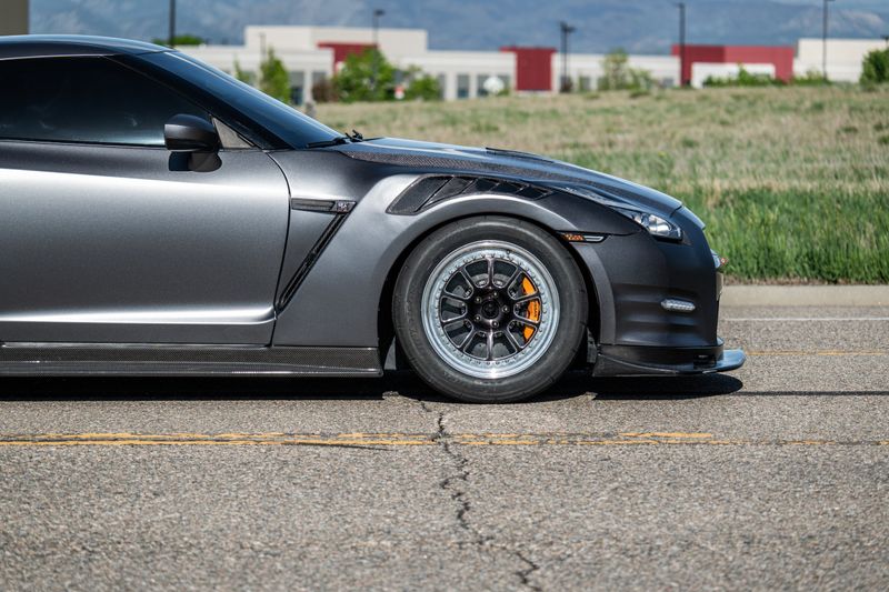 2013 Nissan GT-R | Auto Trends