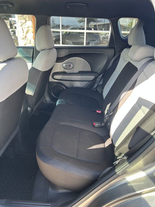 2017 Kia Soul Base - Photo 8