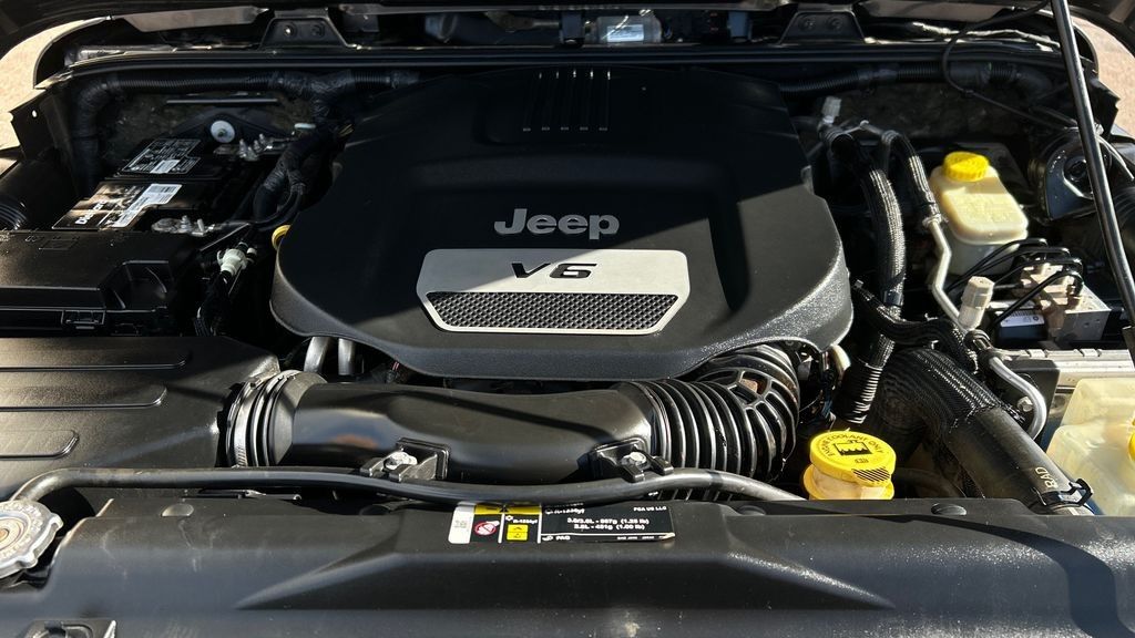 2017 Jeep Wrangler Unlimited Sport S - Photo 13