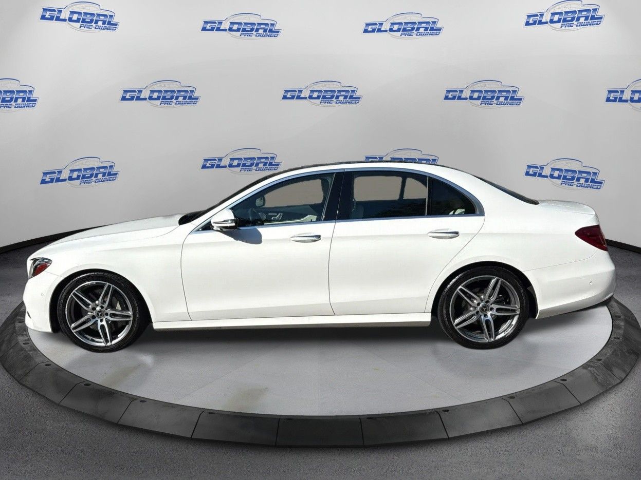 Mercedes-Benz e photo 8