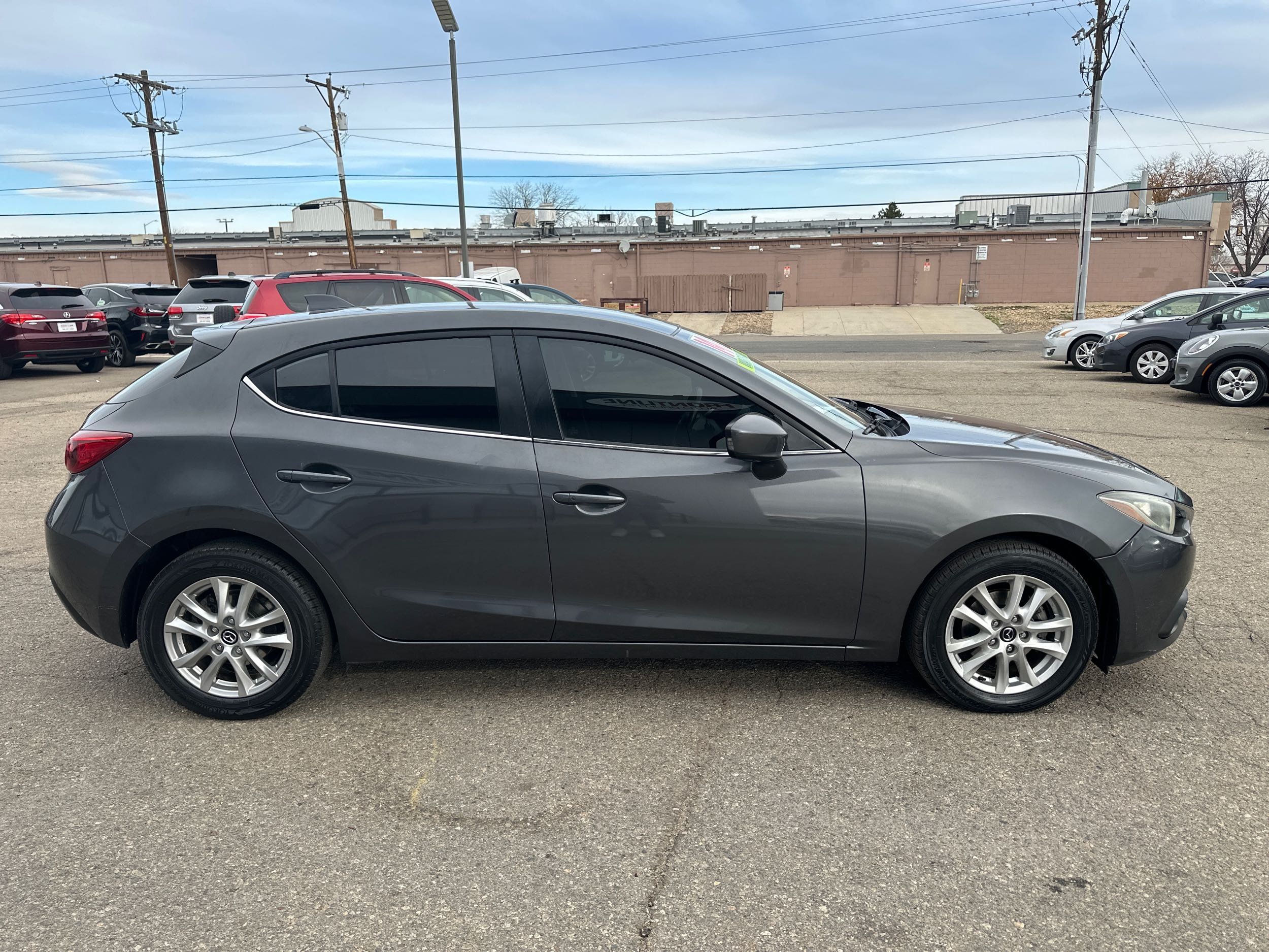 2014 Mazda Mazda3 Hatchback Touring photo 4