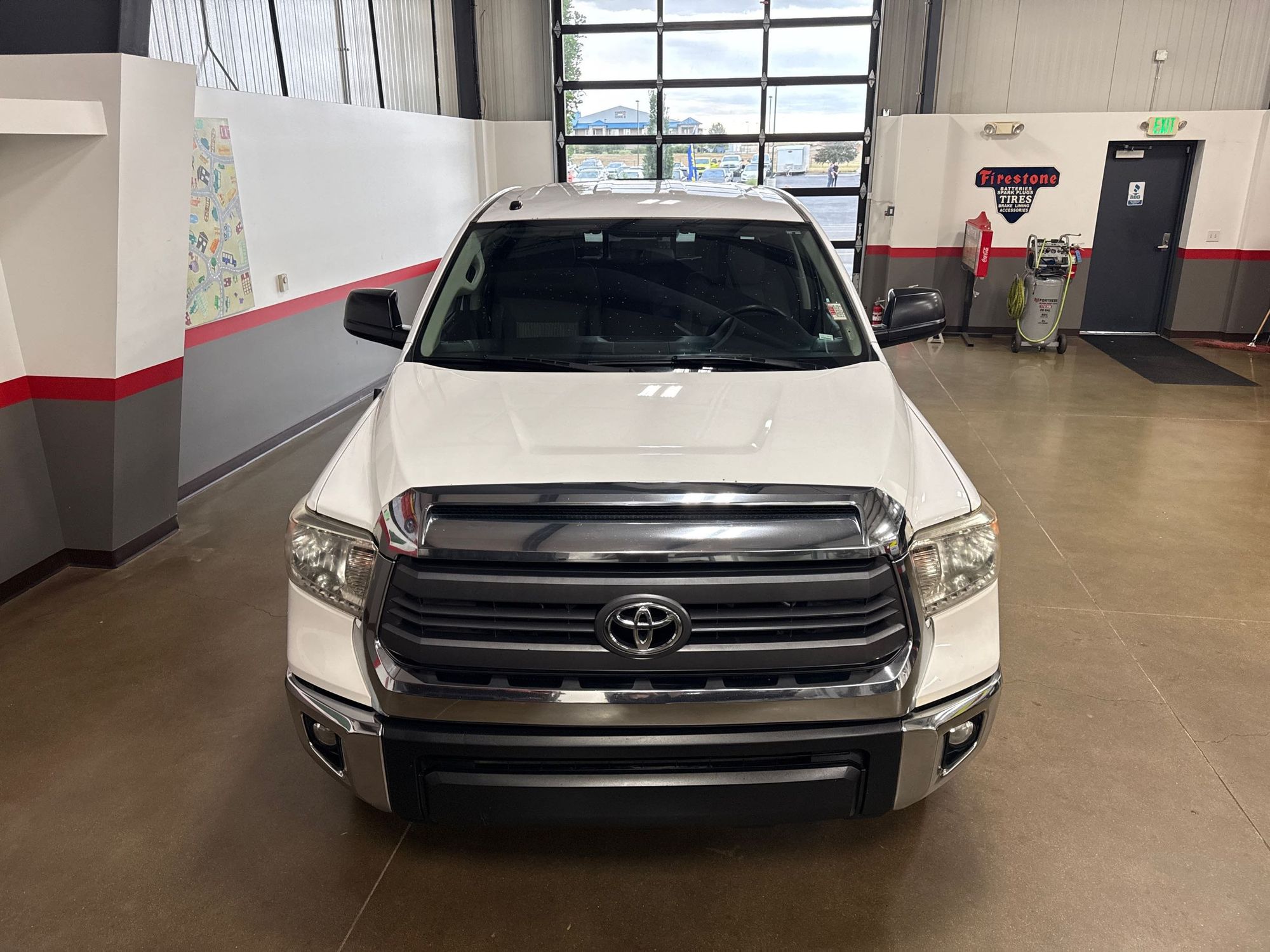2015 Toyota Tundra SR5 Grade photo 16