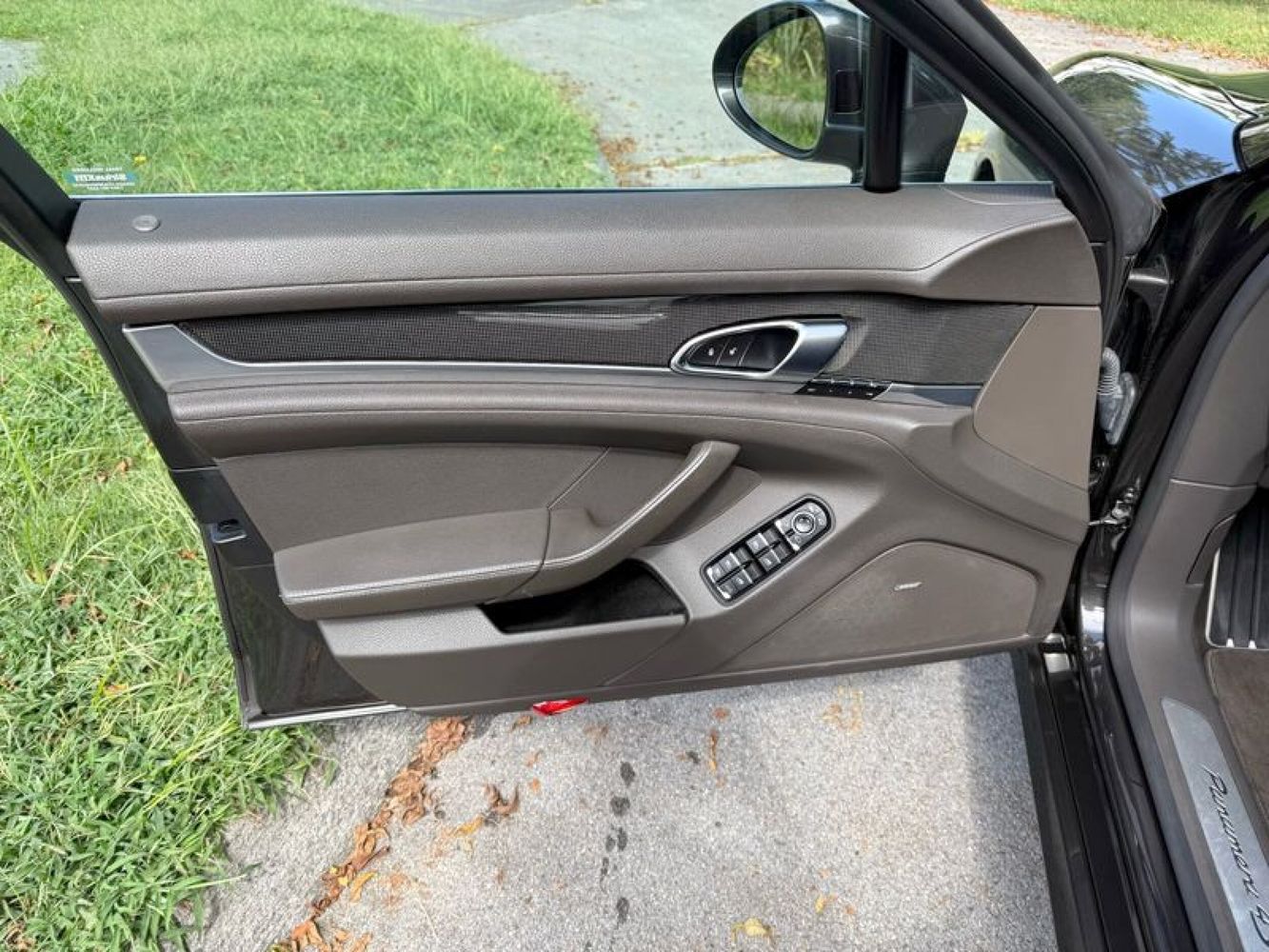 2015 Porsche Panamera 4S photo 12