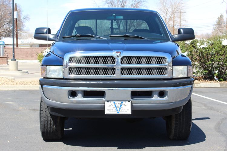 2001 Dodge Ram 2500 SLT-Laramie | Victory Motors of Colorado