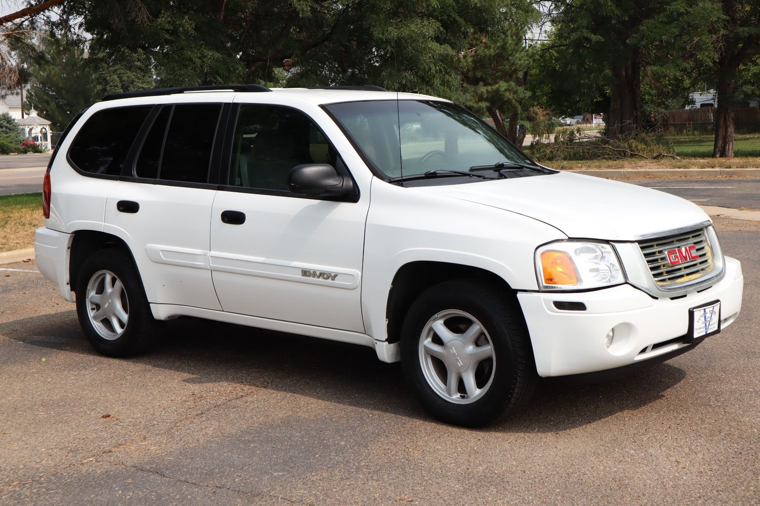 2004 GMC Envoy SLE | Victory Motors of Colorado