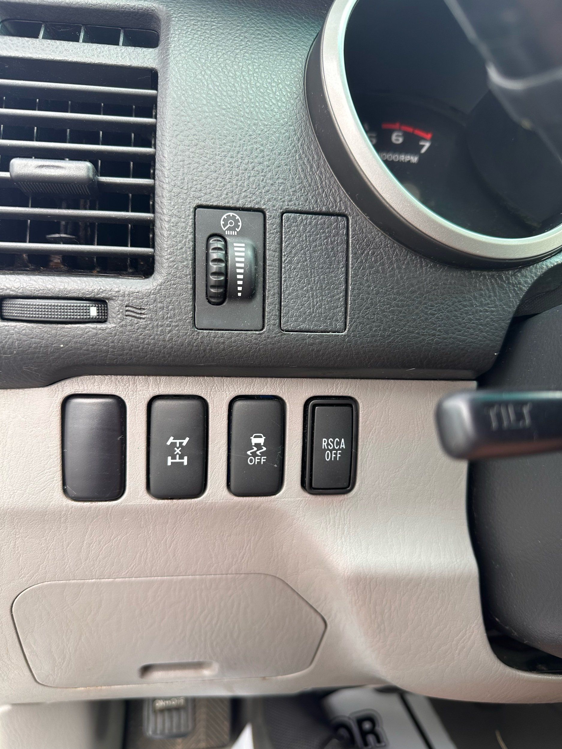 2008 Toyota 4Runner SR5 photo 16