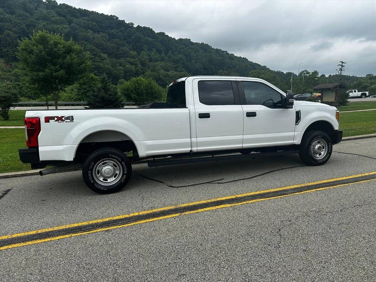 2017 Ford F-250 Super Duty 11