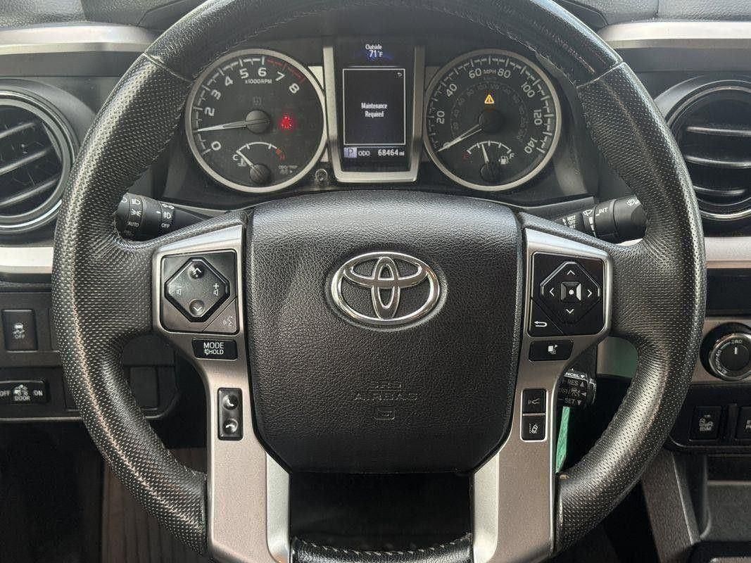2022 Toyota Tacoma SR5 V6 photo 18