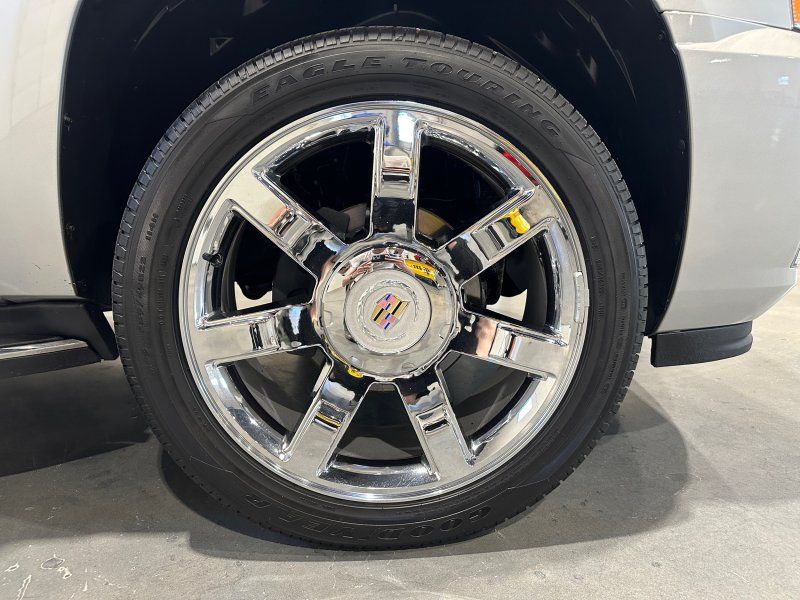 2011 Cadillac Escalade ESV Luxury, photo 35