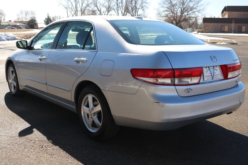 2004 Honda Accord Photos