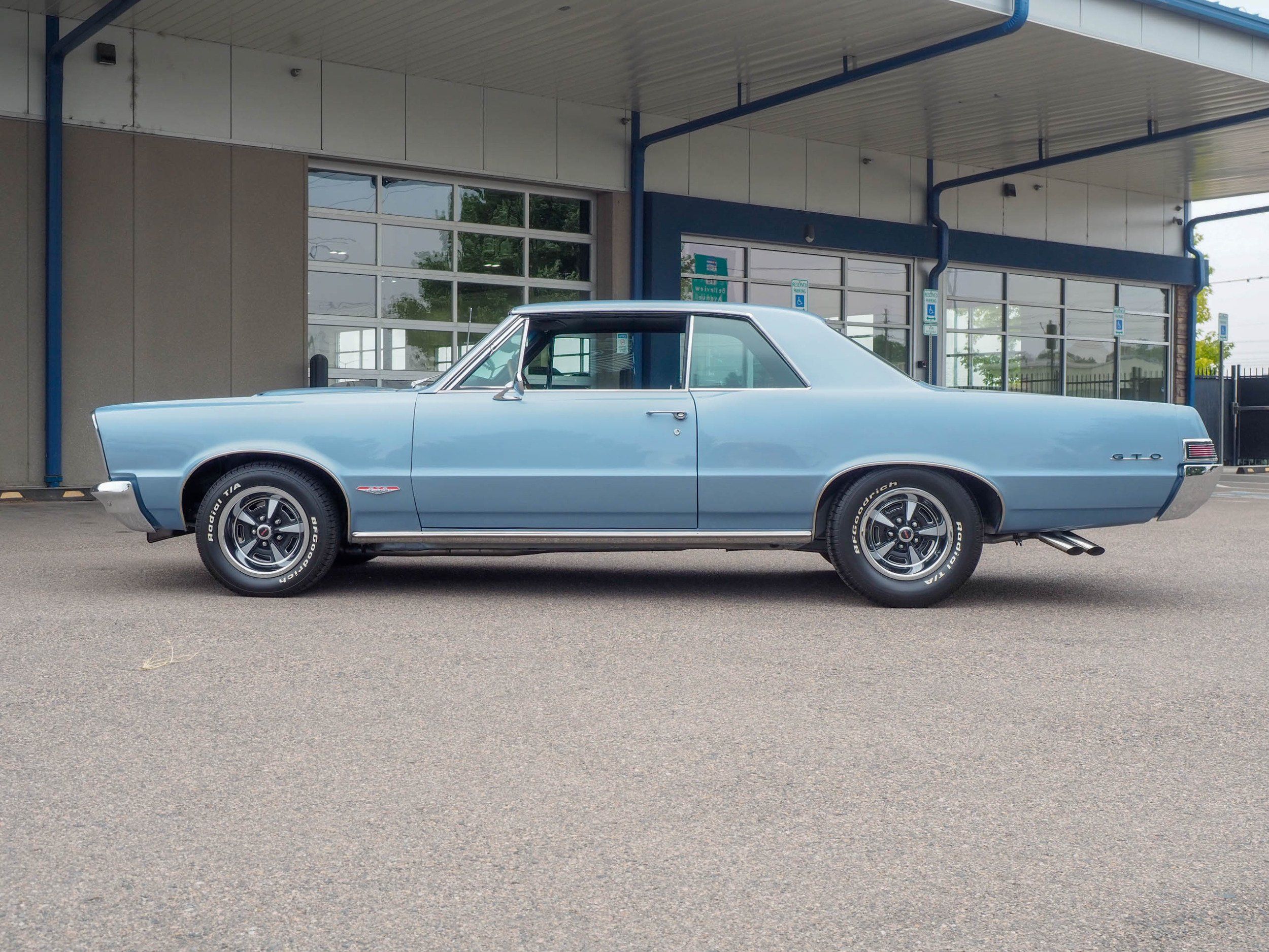 1965 Pontiac GTO Blue 