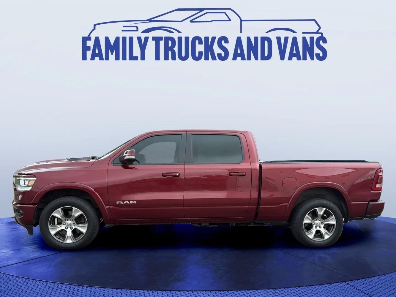 2019 Ram 1500 Laramie photo 2