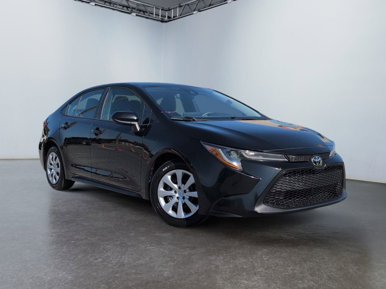 2020 Toyota Corolla LE's photo