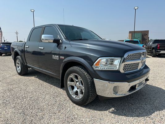 2016 RAM Ram 1500 Pickup Laramie