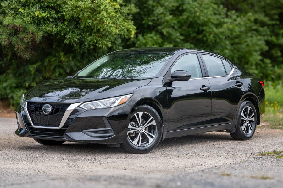 2021 Nissan Sentra SV FWD photo