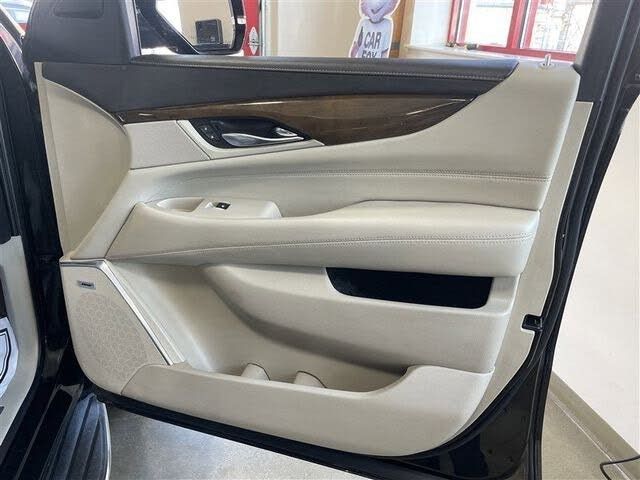 2020 Cadillac Escalade Luxury - Photo 24