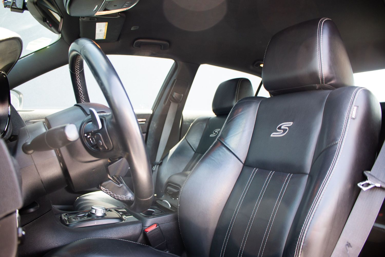 2020 Chrysler 300 S - Photo 26