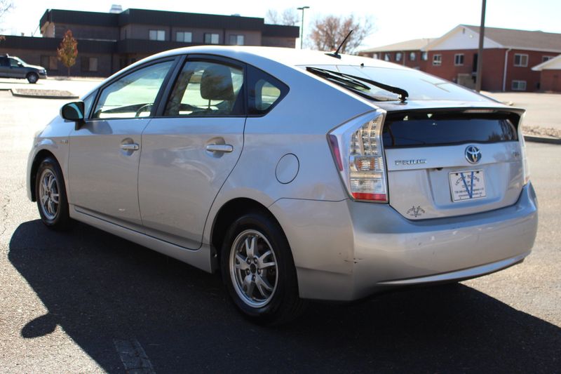 2010 Toyota Prius Photos