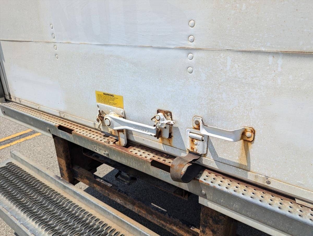 2016 Ford E-Series 34