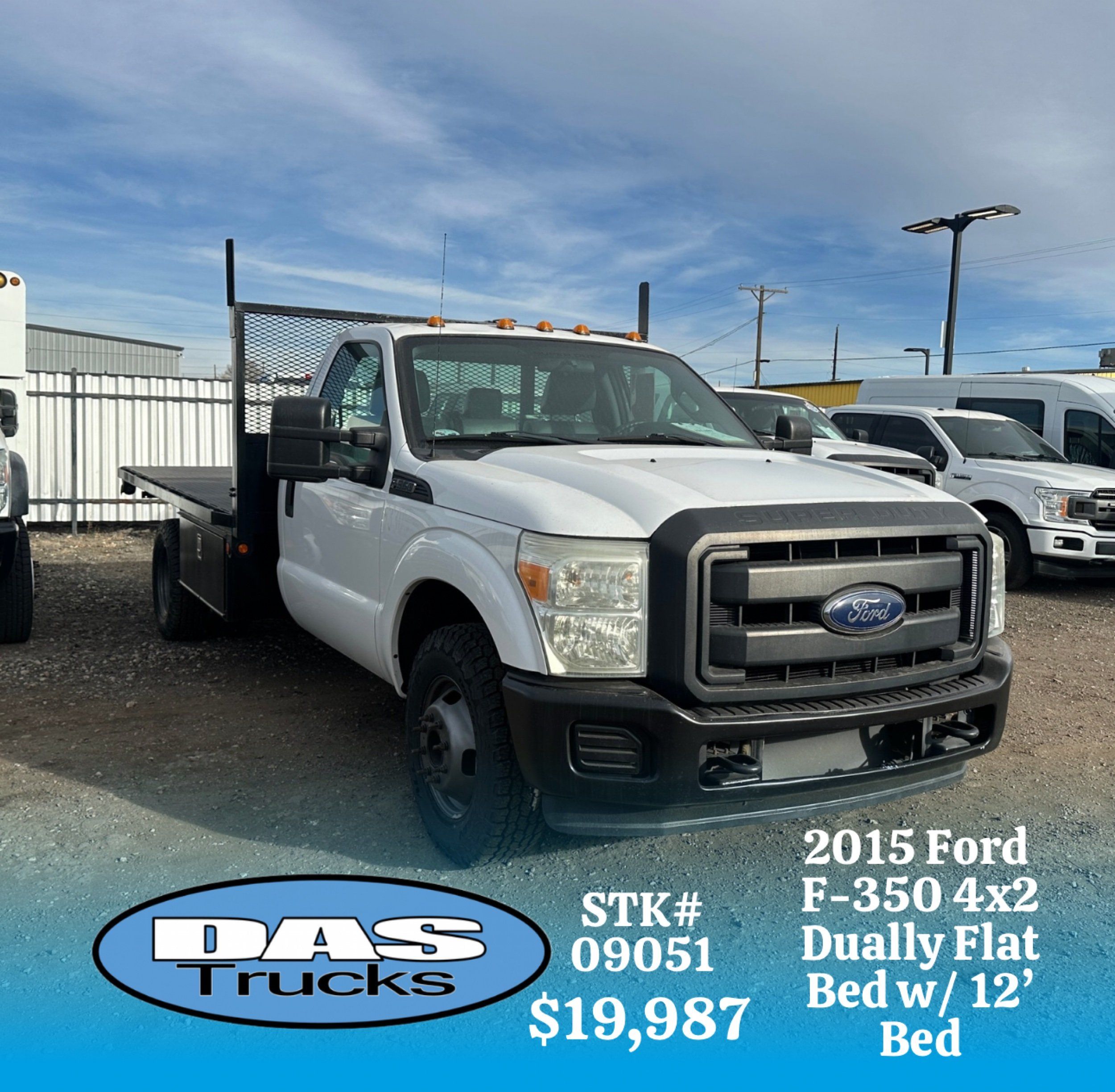 2015 Ford F-350 Super Duty Chassis Cab XL