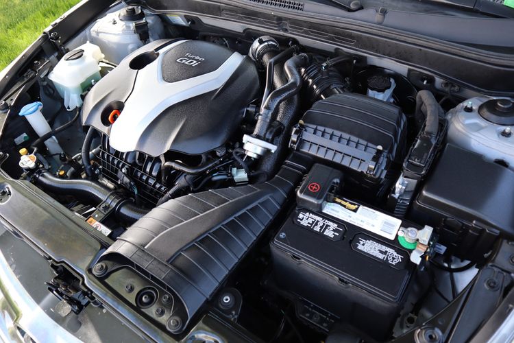 2013 Hyundai Sonata Limited 2.0T | Victory Motors of Colorado