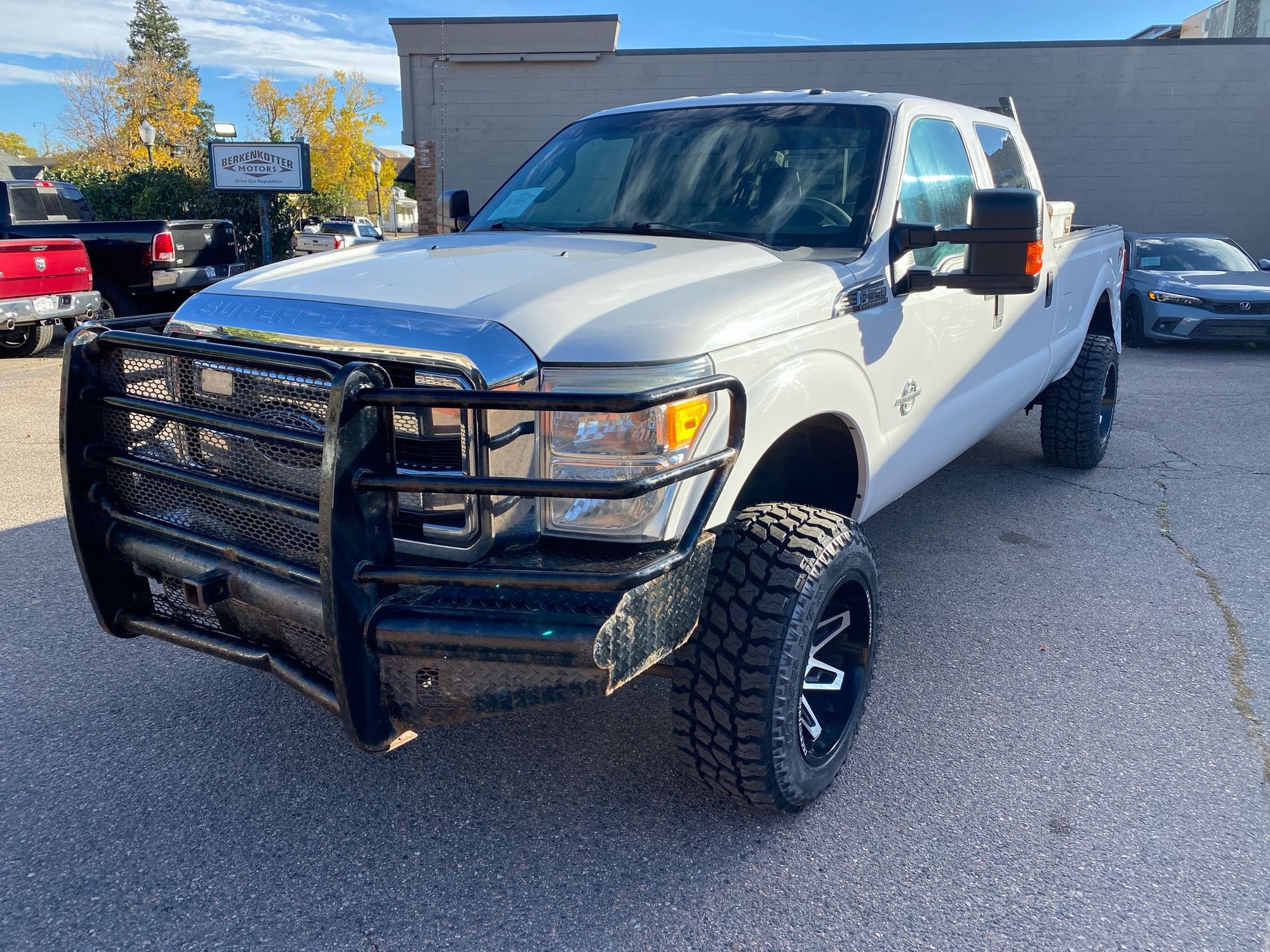 2015 Ford F-350 XLT photo 3