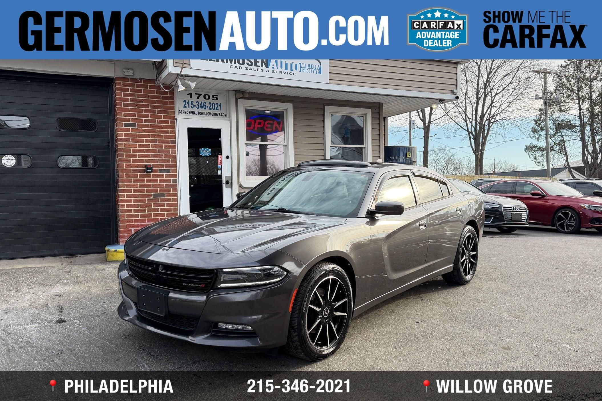 2015 Dodge Charger SXT's photo