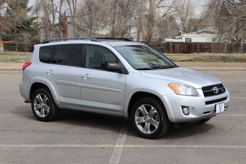 2010 Toyota RAV4 Photos