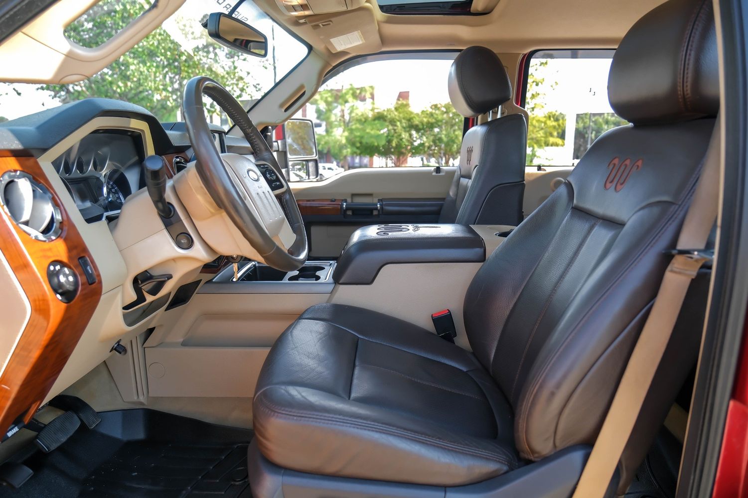 2016 Ford F-250 Lariat photo 61