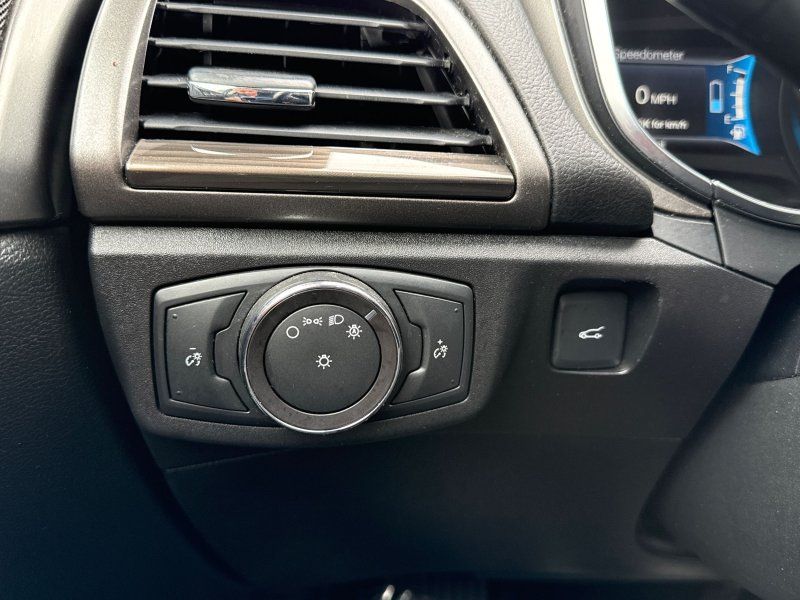 2018 Ford Fusion Hybrid SE photo 29
