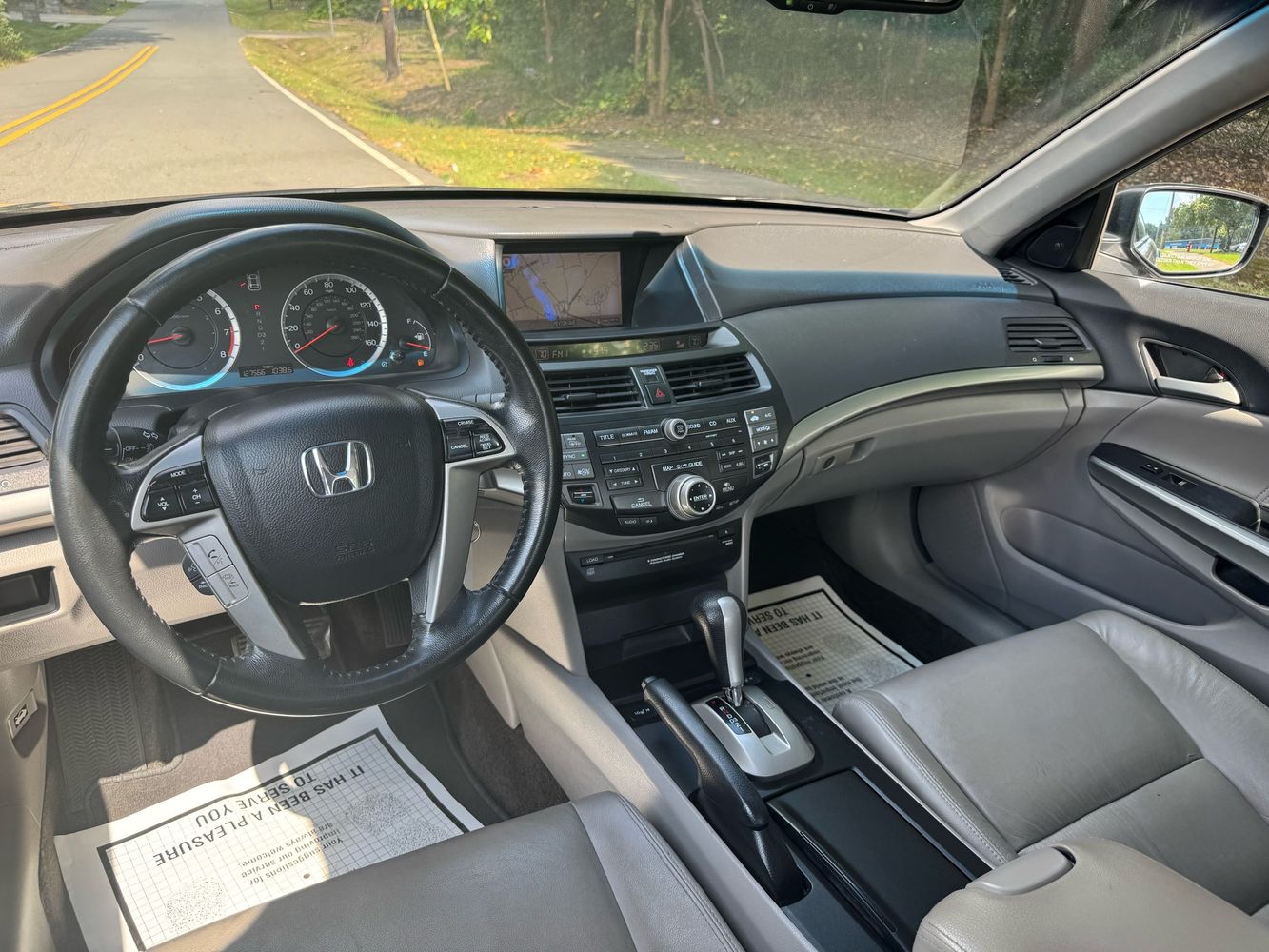 2010 Honda Accord EX-L V6 photo 19