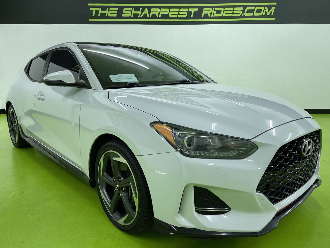 2020 Hyundai Veloster Turbo Ultimate photo 2