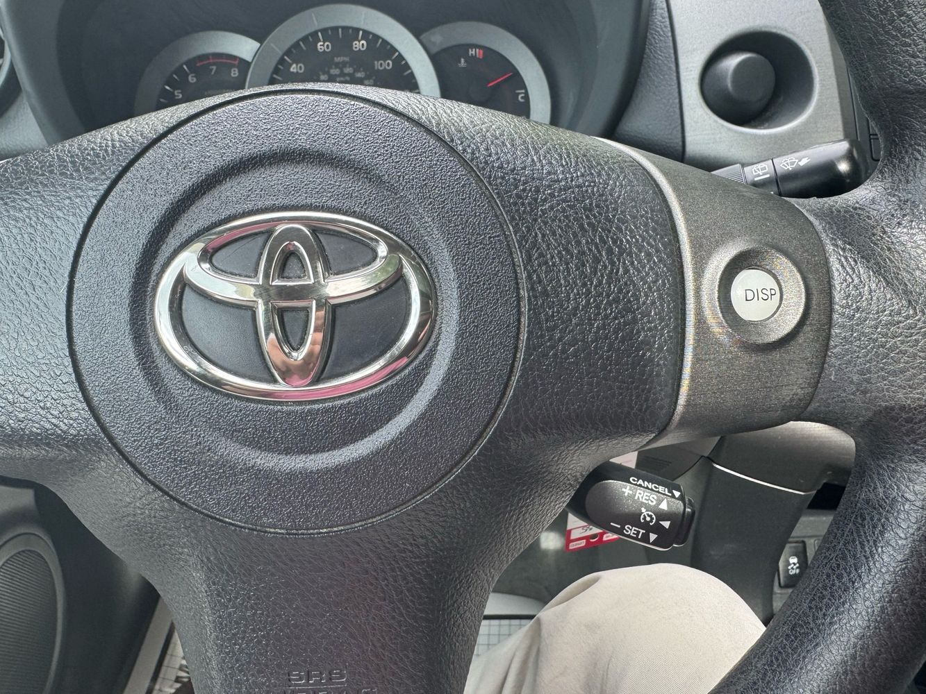 2011 Toyota RAV4 Base photo 23