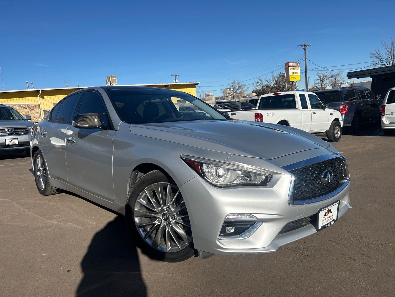 INFINITI Q50's photo