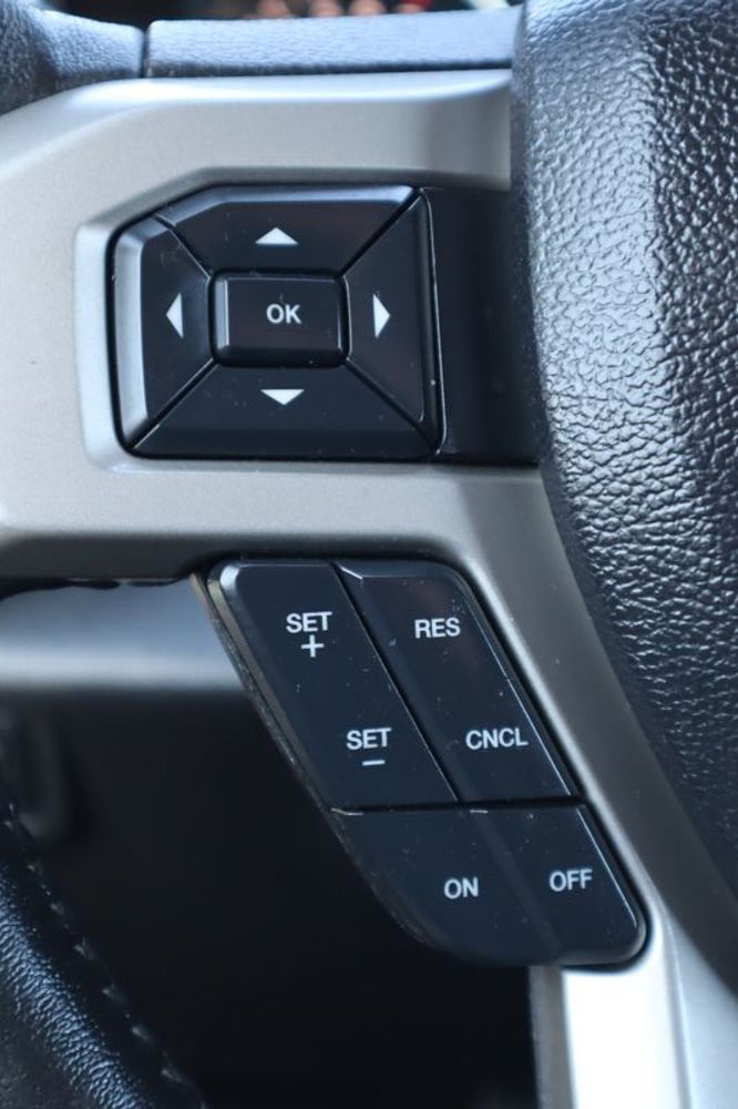 2019 Ford F-150 Lariat photo 26