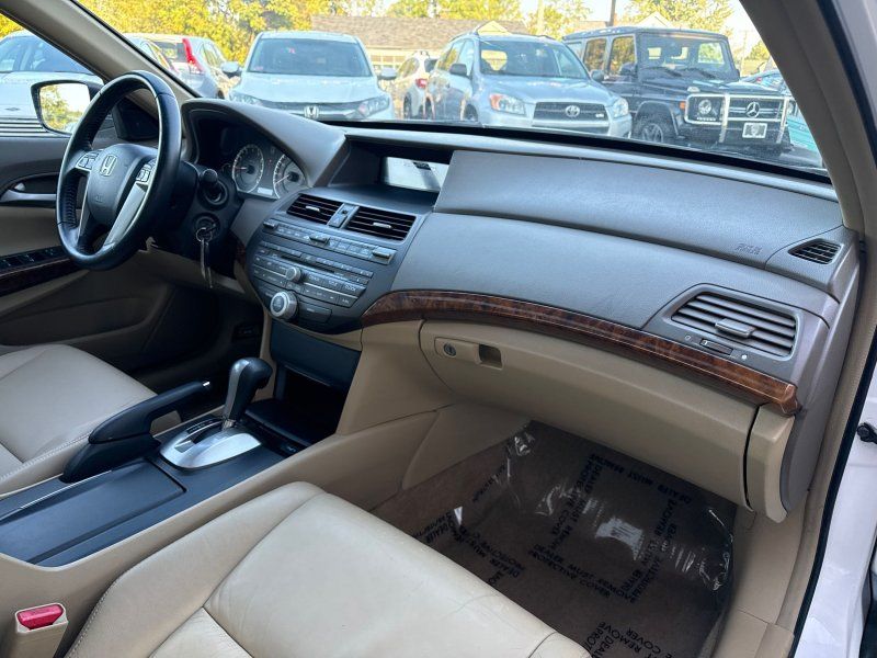 2009 Honda Accord EX-L photo 16