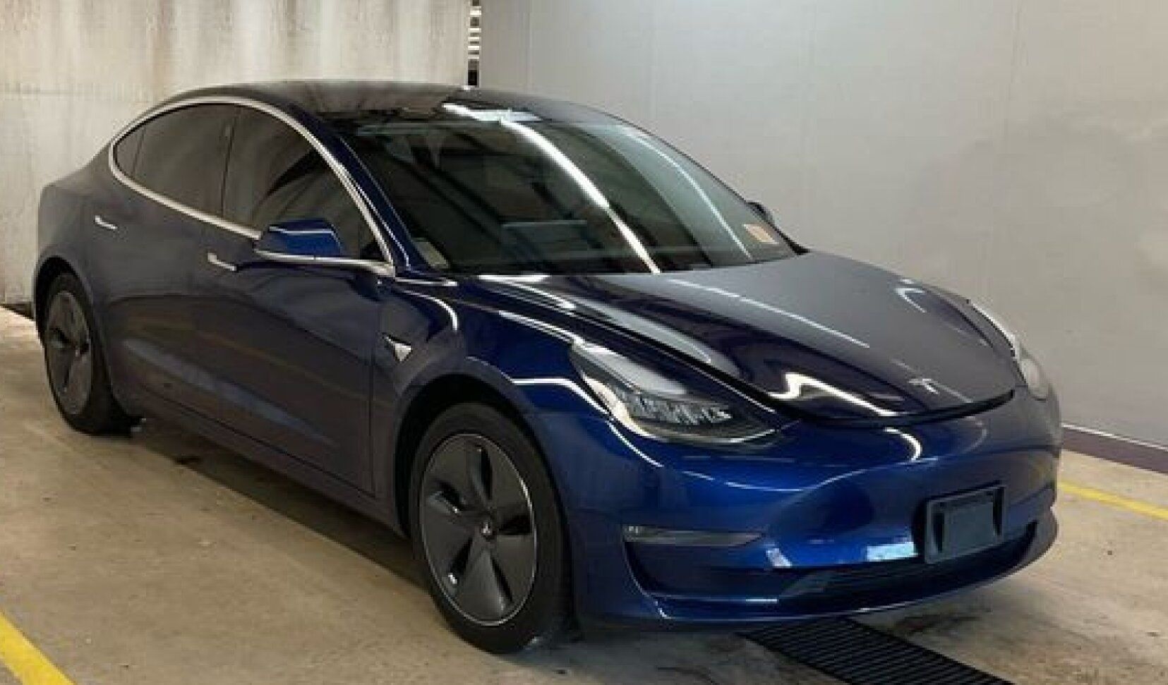2019 Tesla Model 3 Base's photo
