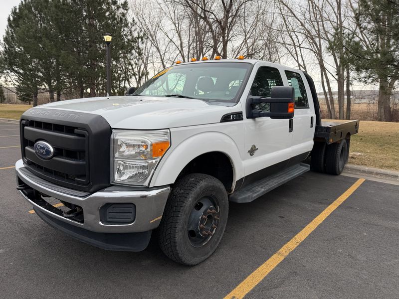 2011 Ford F-350 Super Duty Chassis Cab