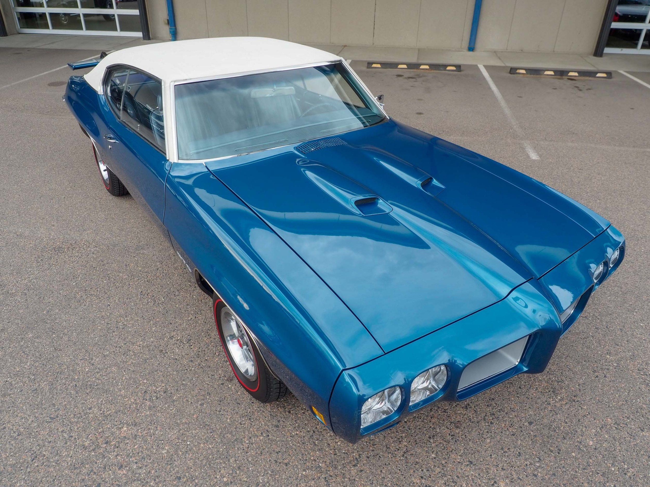 1970 Pontiac GTO Blue 