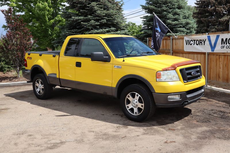 2004 Ford F-150 Photos