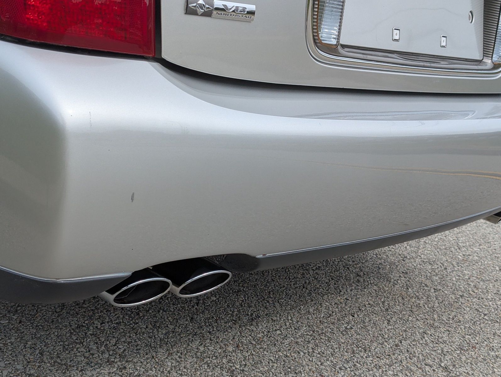 2005 Cadillac DeVille 59