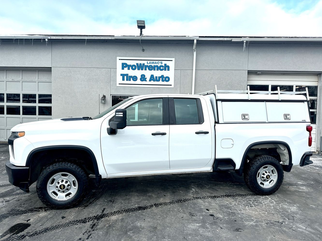 2020 Chevrolet Silverado 2500HD Work Truck's photo