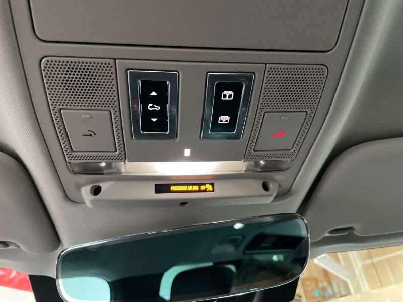 2022 Land Rover Defender SE - Photo 26