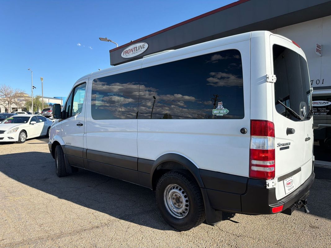 View vehicle photo 7