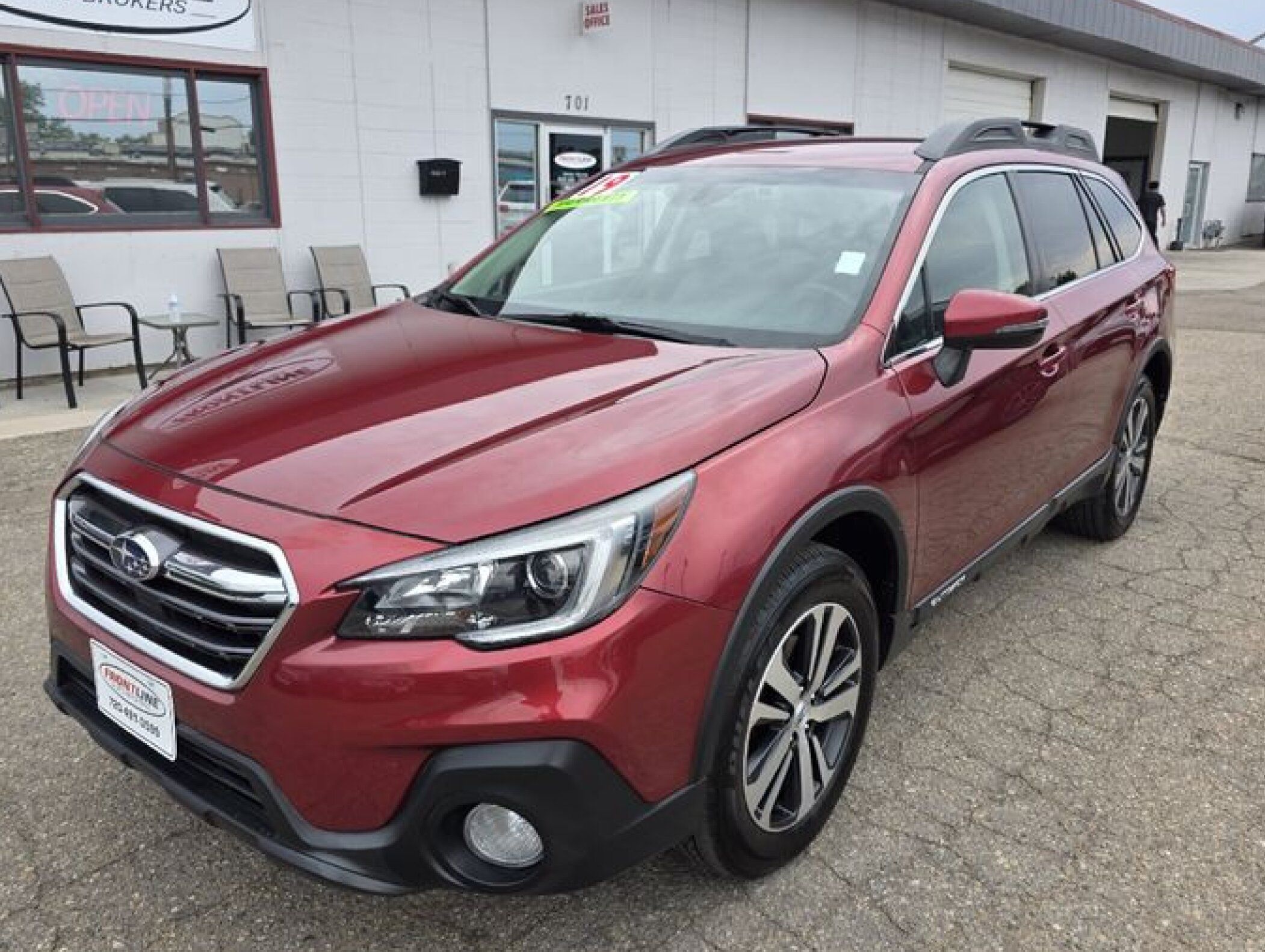 2019 Subaru Outback Limited's photo
