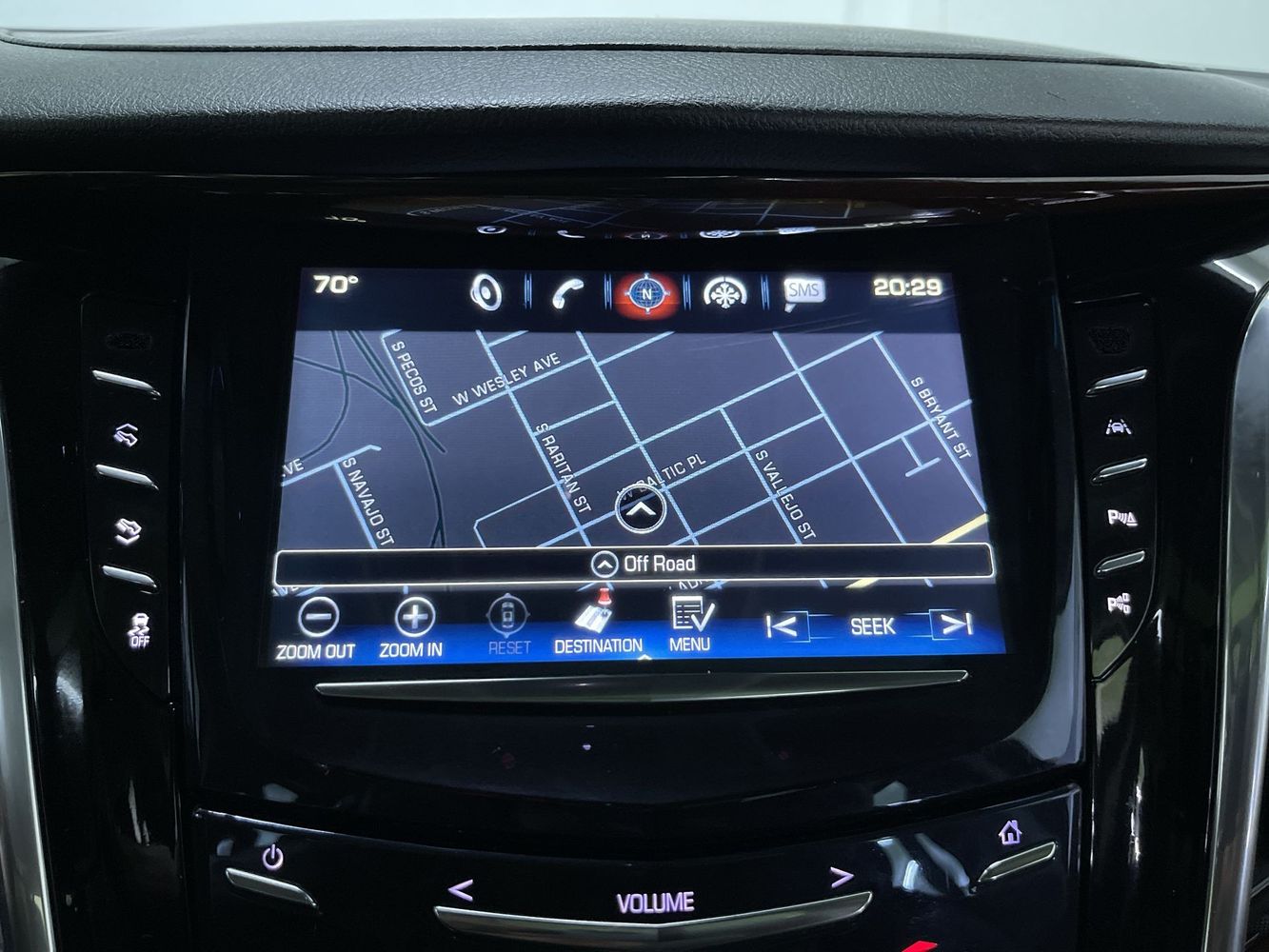 2018 Cadillac Escalade ESV Luxury photo 16