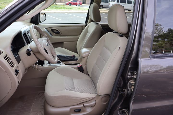 2007 Ford Escape XLT | Victory Motors of Colorado