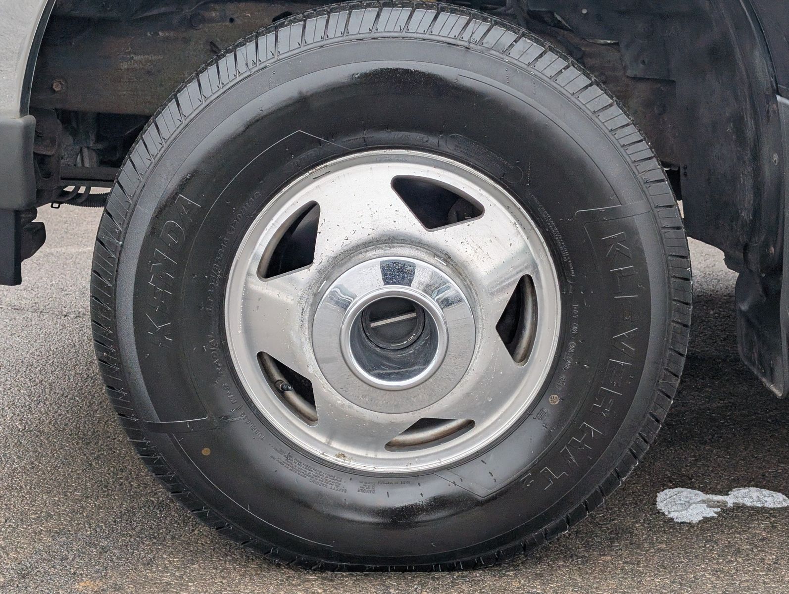 2004 Ford F-350 Super Duty 51