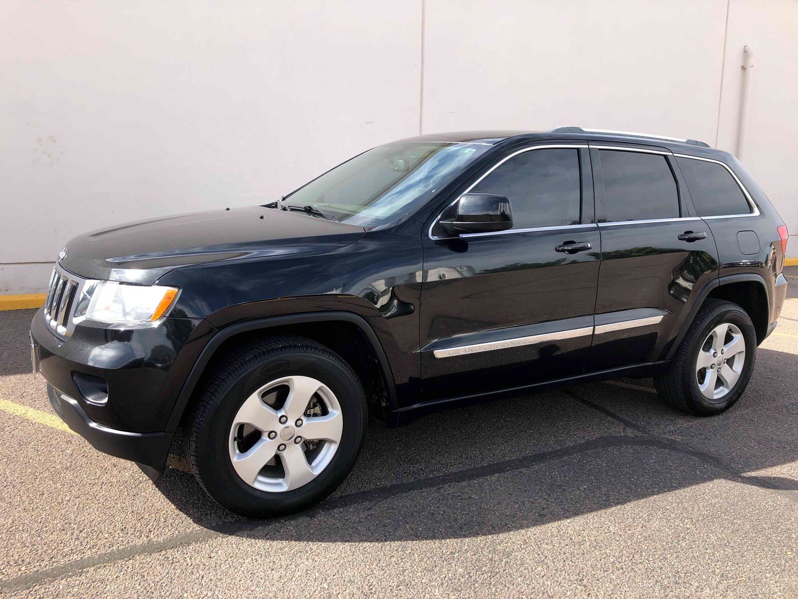 2011 Jeep Grand Cherokee Laredo | The Denver Collection