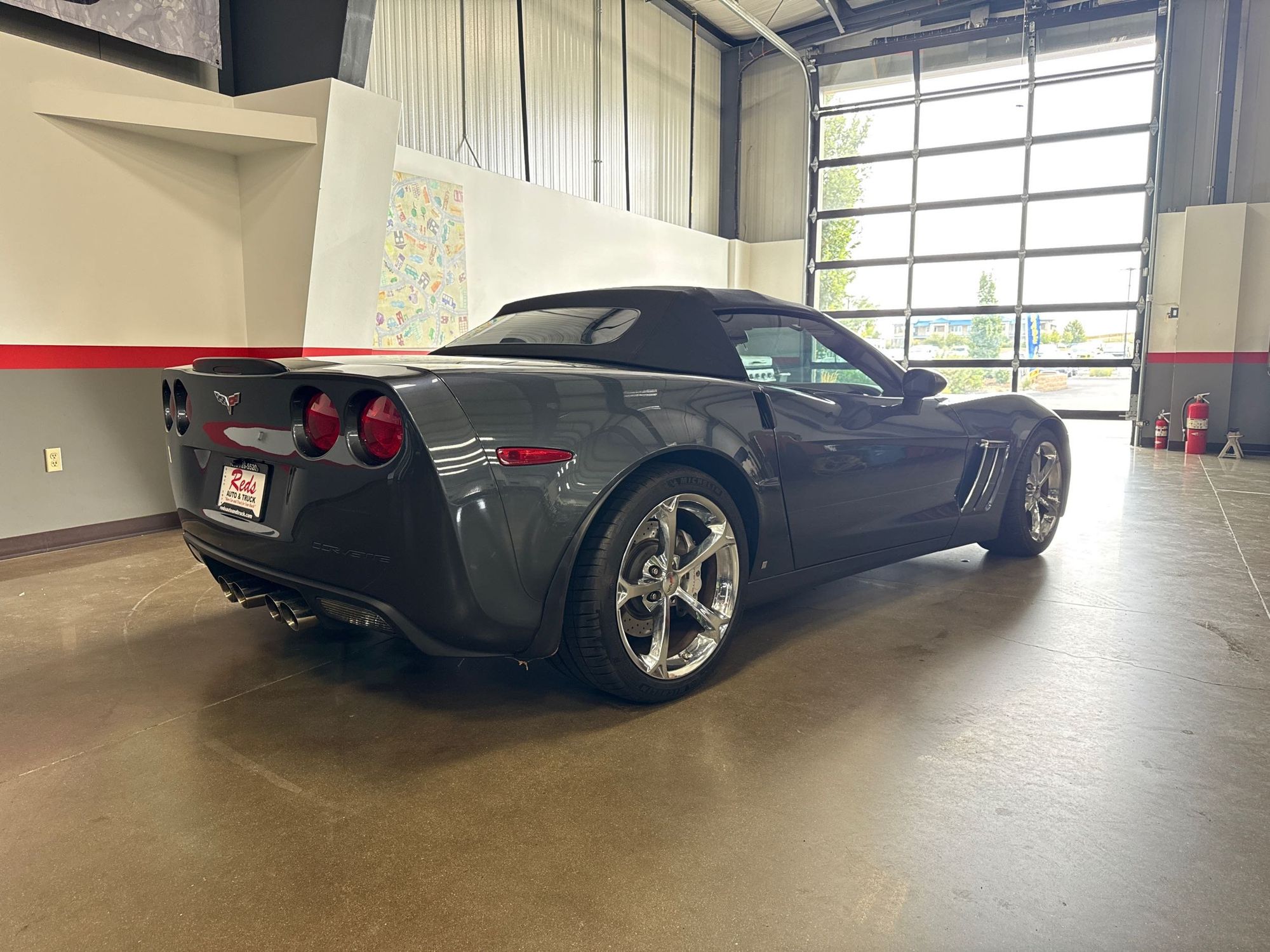 2010 Chevrolet Corvette Grand Sport 3LT photo 11